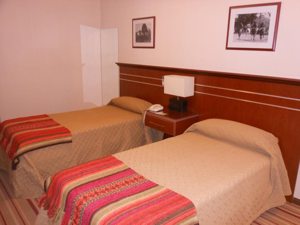 Hotel Orly Corrientes Exteriör bild