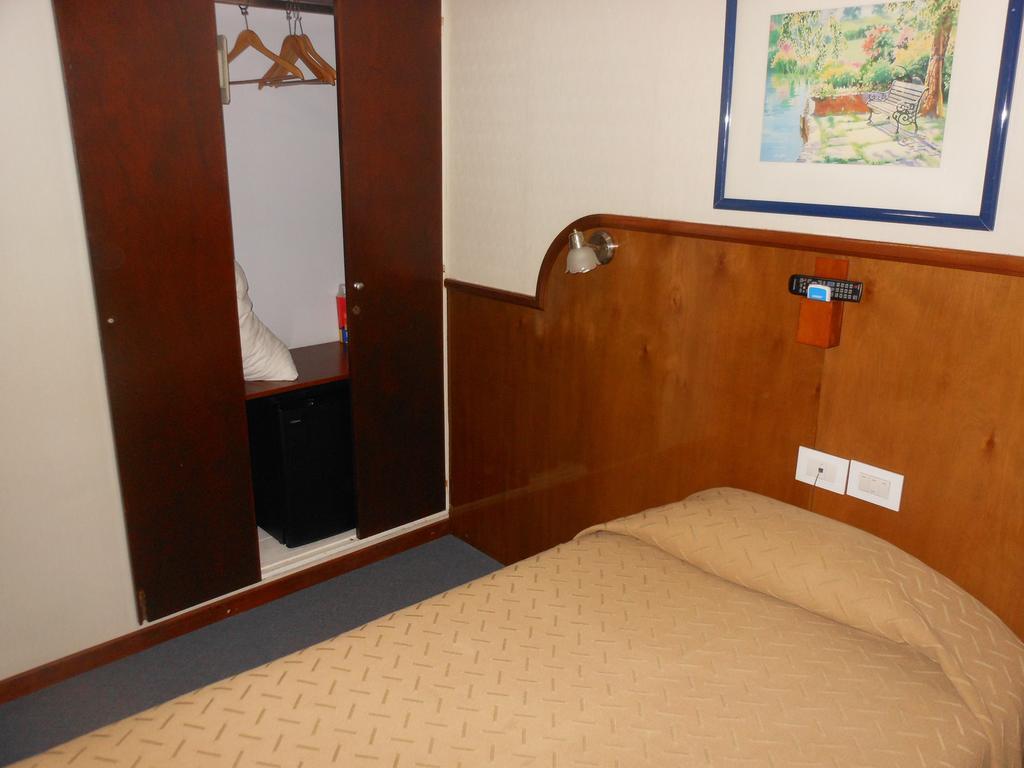 Hotel Orly Corrientes Exteriör bild