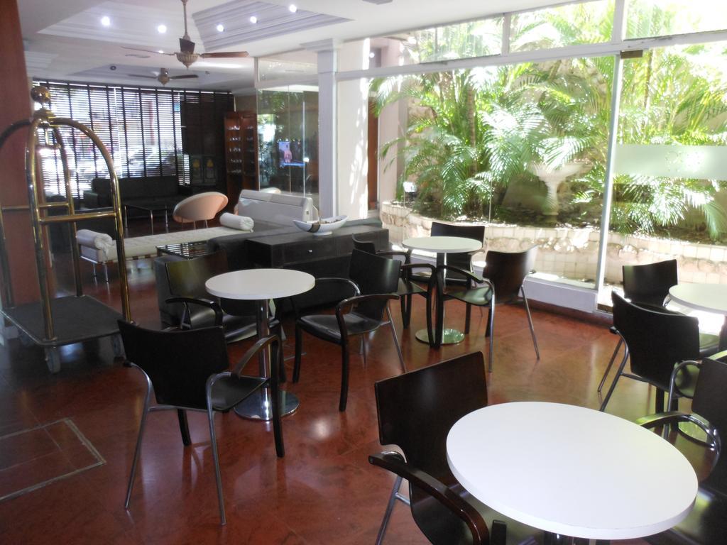 Hotel Orly Corrientes Exteriör bild